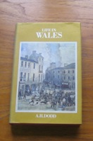 Life in Wales (English Life Series).